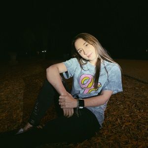 Meet your Posher, Alli